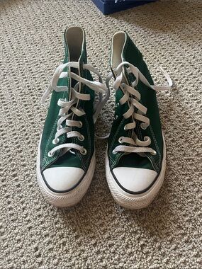 Converse High-Top Sneakers in a men’s 4.5 or a women’s 6.5!